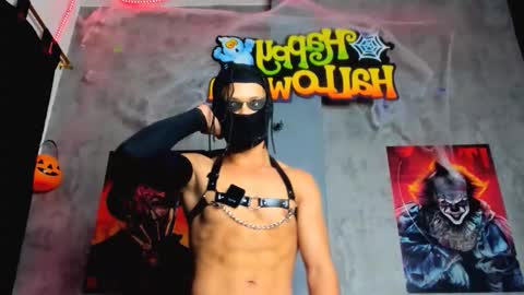 liam_knight online show from November 1, 1:51 am