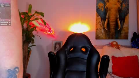 liam online show from March 1, 7:30 am