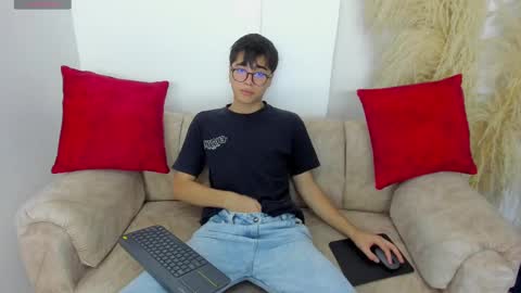 Snapshot of liam_orion chatting on March 8, 8:25 pm LIAM online show from March 8, 8:25 pm