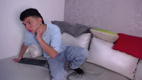 Snapshot of liam_sean chatting on February 7, 12:20 pm Liam online show from February 7, 12:20 pm