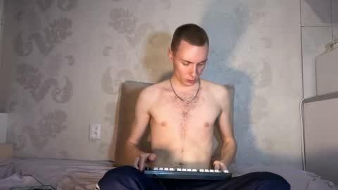 Liam Shadow online show from May 31, 9:05 am