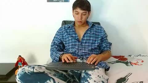 liamxul online show from February 20, 7:25 pm