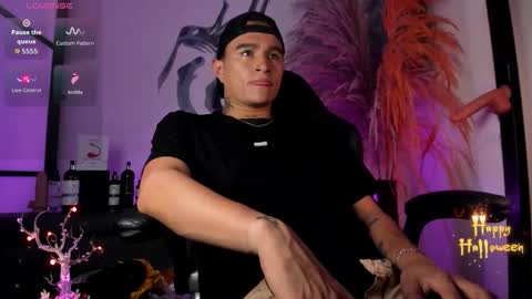 LiamDeep online show from October 21, 10:21 pm