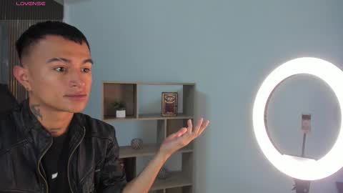 LiamDeep online show from February 15, 8:49 pm