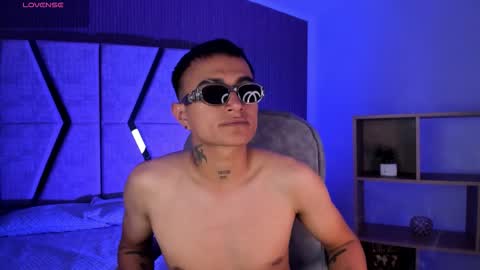 LiamDeep online show from February 17, 8:59 pm