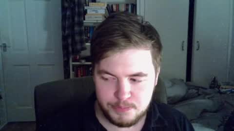 Snapshot of liamfoxx chatting on May 30, 1:35 am Liam Fox online show from May 30, 1:35 am