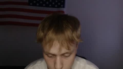 Snapshot of liamhodge chatting on July 29, 11:47 pm liamhodge online show from July 29, 11:47 pm