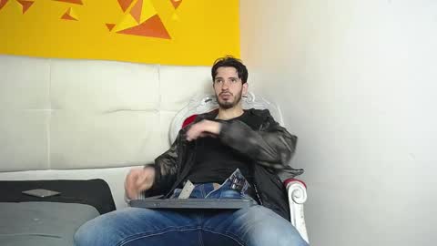 Snapshot of liamluxe chatting on March 9, 1:04 pm LiamLuxe online show from March 9, 1:04 pm