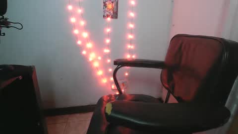 liammason_ online show from December 1, 2:49 am