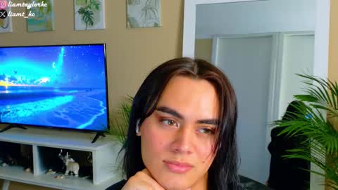 Tell me Liam online show from October 22, 3:51 am