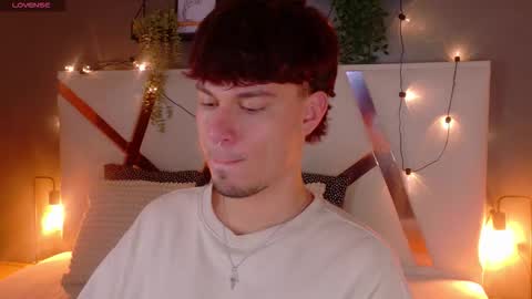 Liam Thunder online show from November 25, 2:55 am