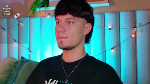 Liam Thunder online show from December 20, 7:43 pm