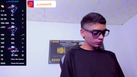    online show from December 4, 1:20 pm