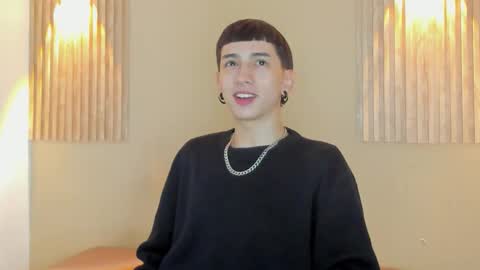 Snapshot of lian_cameron chatting on February 26, 3:38 am lian_cameron online show from February 26, 3:38 am