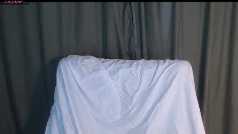 lian_eathan online show from November 8, 9:57 pm