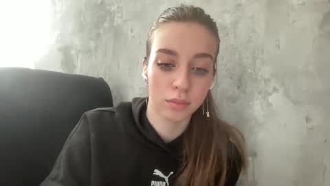 Snapshot of liana_bliss chatting on March 1, 1:24 pm LianaBliss online show from March 1, 1:24 pm