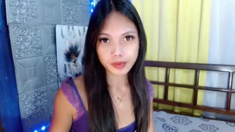 Snapshot of lianne_cum chatting on July 23, 1:52 am Ms LIANNE online show from July 23, 1:52 am