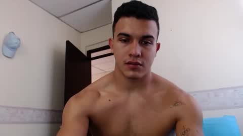 Liamstonne online show from April 3, 3:10 pm