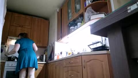 liaorgel online show from February 4, 6:41 am