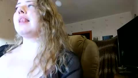 liaorgel online show from February 18, 6:26 pm