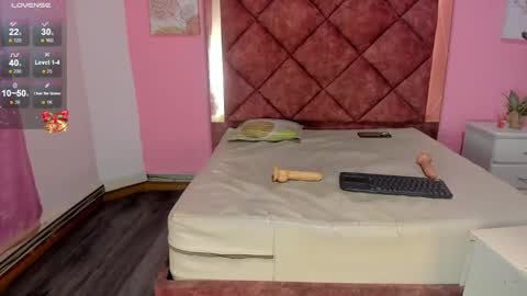 LIA online show from December 3, 5:01 pm