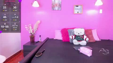 Snapshot of liapinket chatting on July 13, 12:08 pm liapinket online show from July 13, 12:08 pm