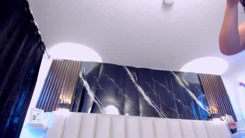 liarossi_ online show from March 31, 6:41 pm