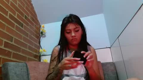 Snapshot of liarouse04 chatting on July 13, 2:20 pm Liarouse04 online show from July 13, 2:20 pm