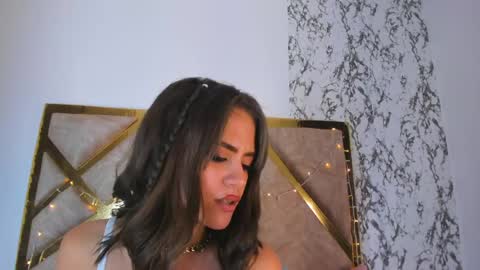 liaross online show from May 23, 1:33 am