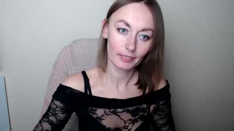 Lia online show from March 20, 11:59 am