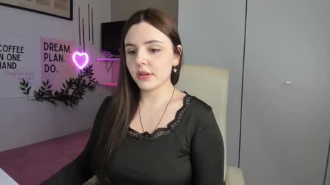 Lia online show from October 21, 1:56 pm