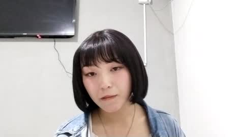 Molly online show from April 22, 12:39 pm