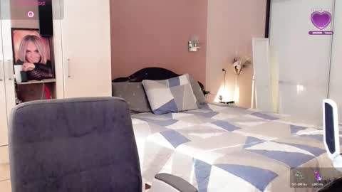 Libby online show from October 27, 9:57 am