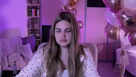 Snapshot of libra_mia chatting on October 6, 3:15 am libra_mia online show from October 6, 3:15 am