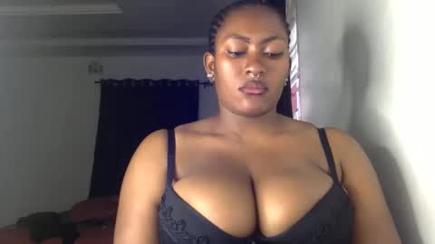 caira online show from April 12, 3:39 pm