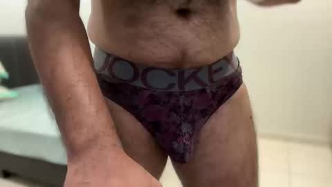 lickac5 online show from March 1, 10:06 am