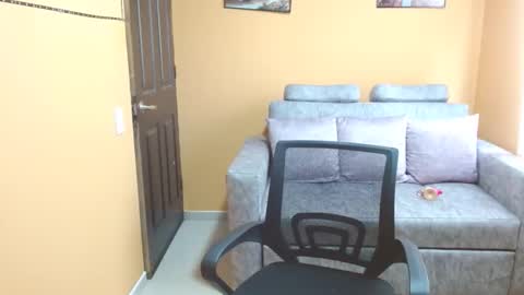 Snapshot of licy_klein chatting on January 31, 8:01 pm Isa online show from January 31, 8:01 pm