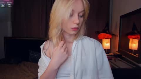 Ann online show from November 1, 7:49 pm