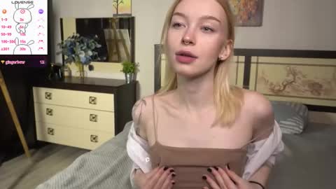 Ann online show from November 23, 7:02 pm