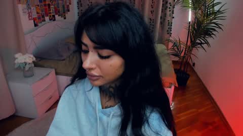 Melissa online show from February 12, 6:19 am