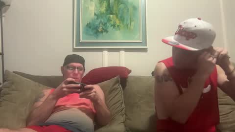 Snapshot of lighteye12489275 chatting on October 2, 1:34 am lighteye12489275 online show from October 2, 1:34 am