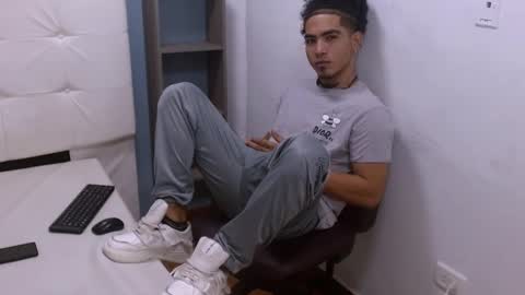 Snapshot of lihanjor_23 chatting on February 8, 10:50 am Lihan online show from February 8, 10:50 am