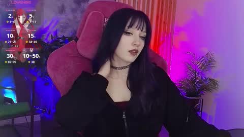 LiLu online show from December 19, 2:02 pm