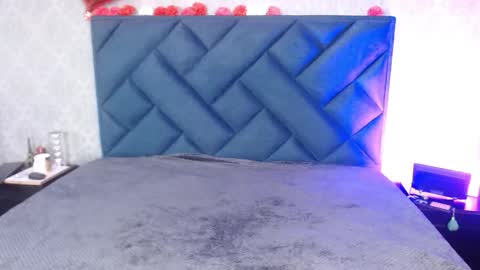 Snapshot of liia_tomson chatting on February 21, 7:04 pm lia online show from February 21, 7:04 pm