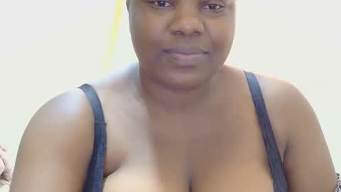 Lily online show from April 10, 9:14 am