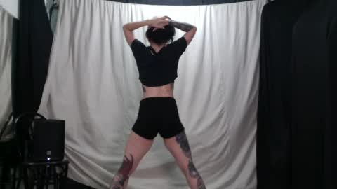liilith555 online show from July 10, 5:37 pm
