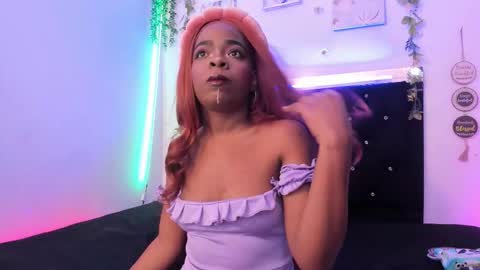 liilly_taylor1 online show from October 14, 2:12 am
