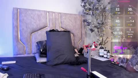 liincostelloo online show from March 17, 8:12 pm