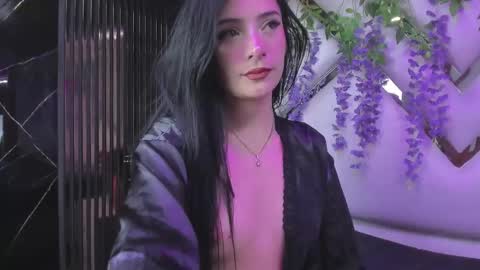 Brittany online show from April 4, 3:20 pm