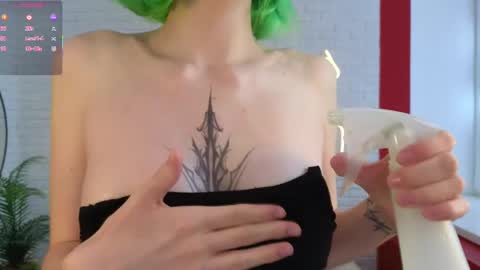 lika_sky online show from May 31, 6:31 am